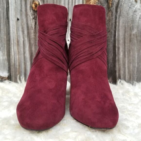 Red Boots WHBM Blayde Size 7 Strappy Ankle Bootie Heel Tassel Zip Suede Leather - Picture 3 of 13